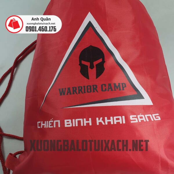 Logo Warrior in lụa rõ nét
